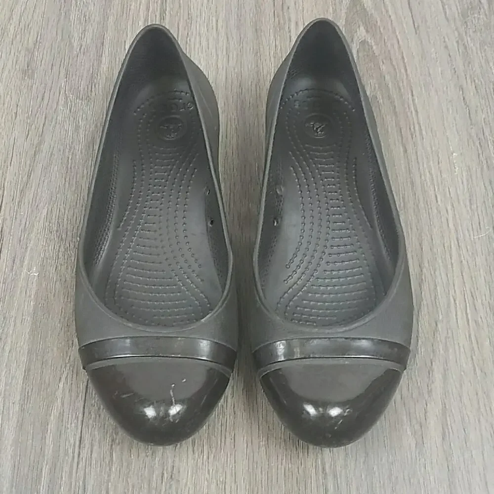 Crocs brown‎ rubber  ballet flats size 7